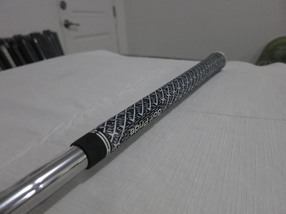 Mizuno T22 Blue Ion Sand Wedge - 56.14* - Dynamic Gold TI S400 Stiff Steel - NEW - Image 3 of 4