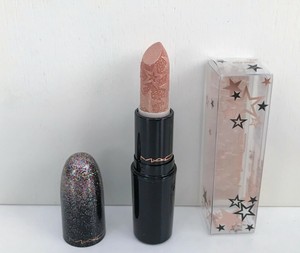 mac kiss of stars lipstick gold star