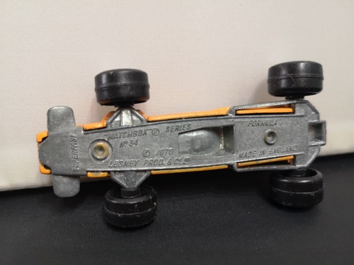 P464-MATCHBOX SUPERFAST MB34-A FORMULA 1 RACING CAR.ORANGE - Picture 5 of 5