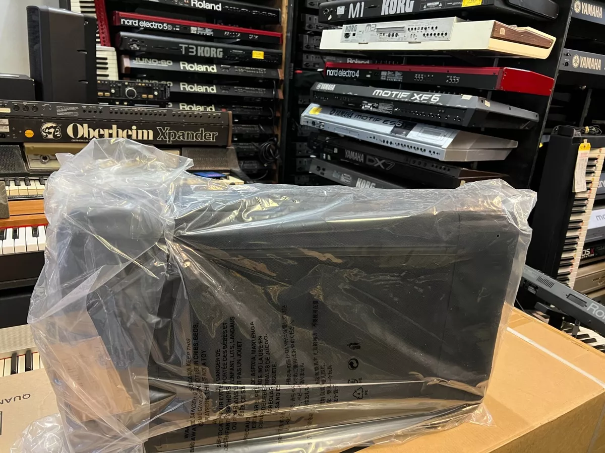 Moog sub 2024 37 gig bag