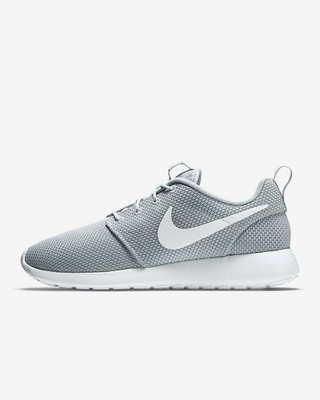 nike roshe one wolf grey