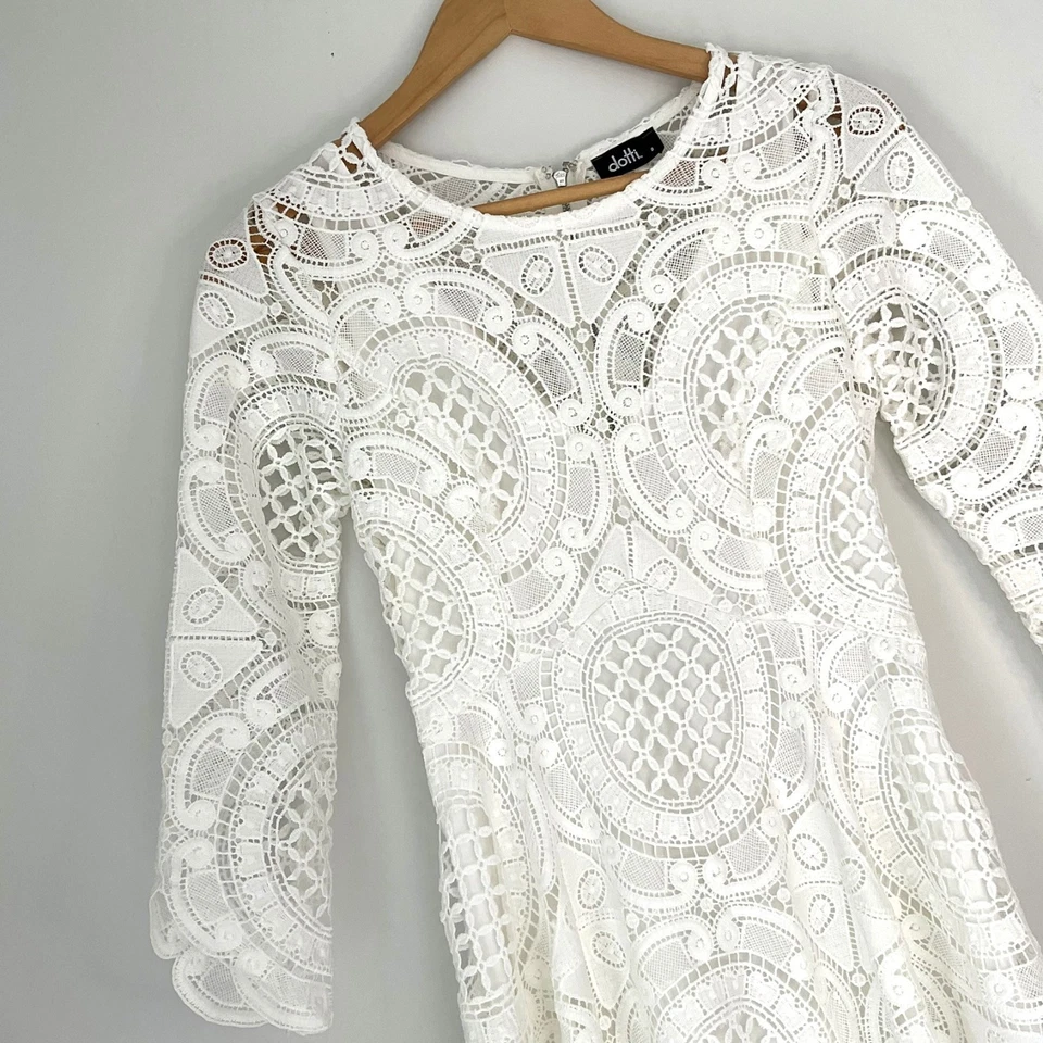 Dotti Size 8 White Crochet Lace Sheer Sleeve Lined Fit & Flare Midi Dress - image 3 of 4