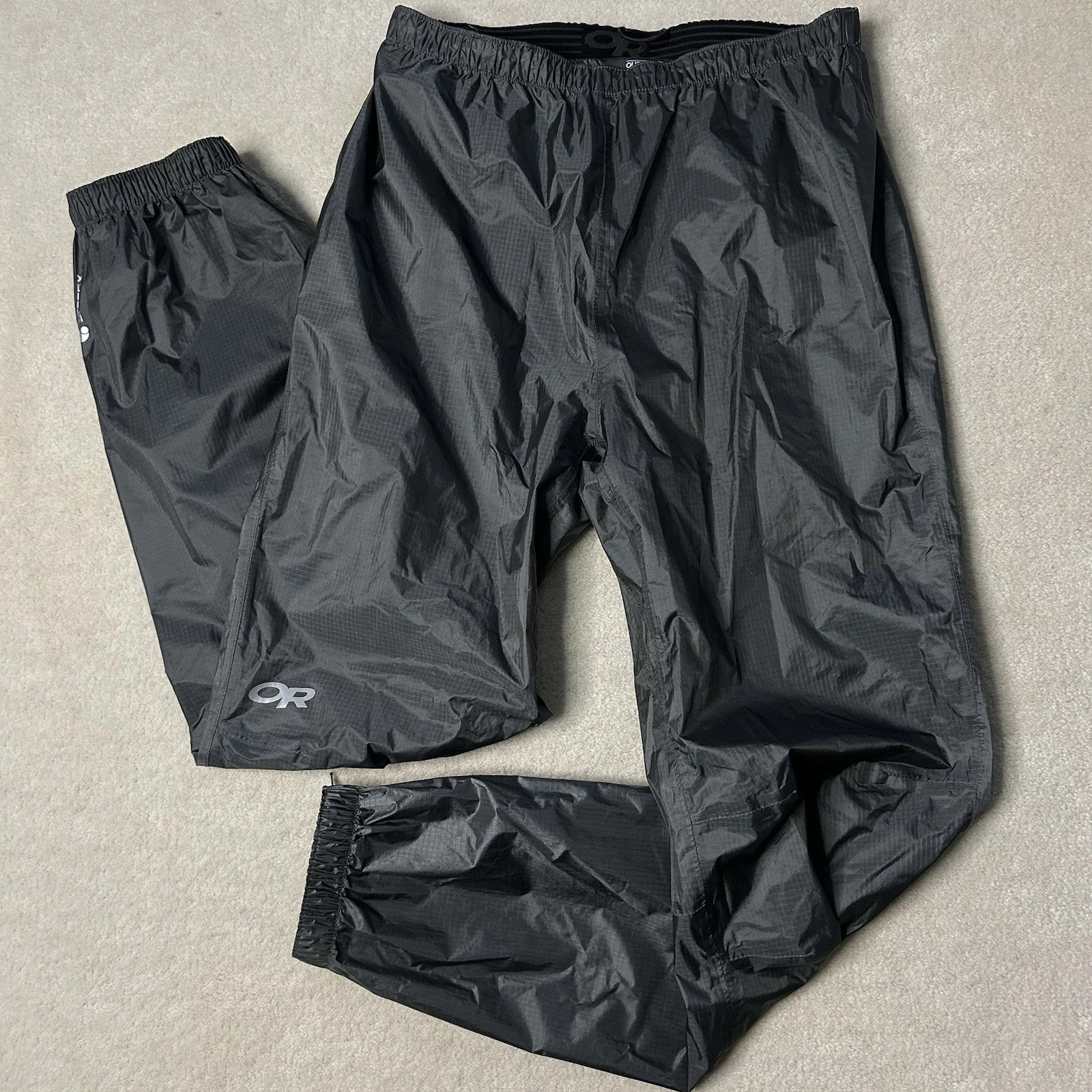 Outdoor Research OR Pertex Shield + Rain Pants Men’s Small Pockets Windbreaker
Opens in a new window