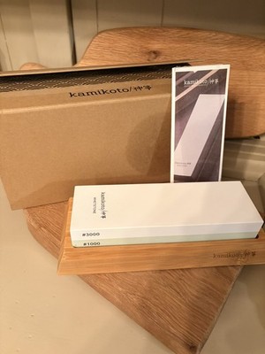 NIB Kamikoto Knife Sharpening Whetstone  1000/3000 Toishi