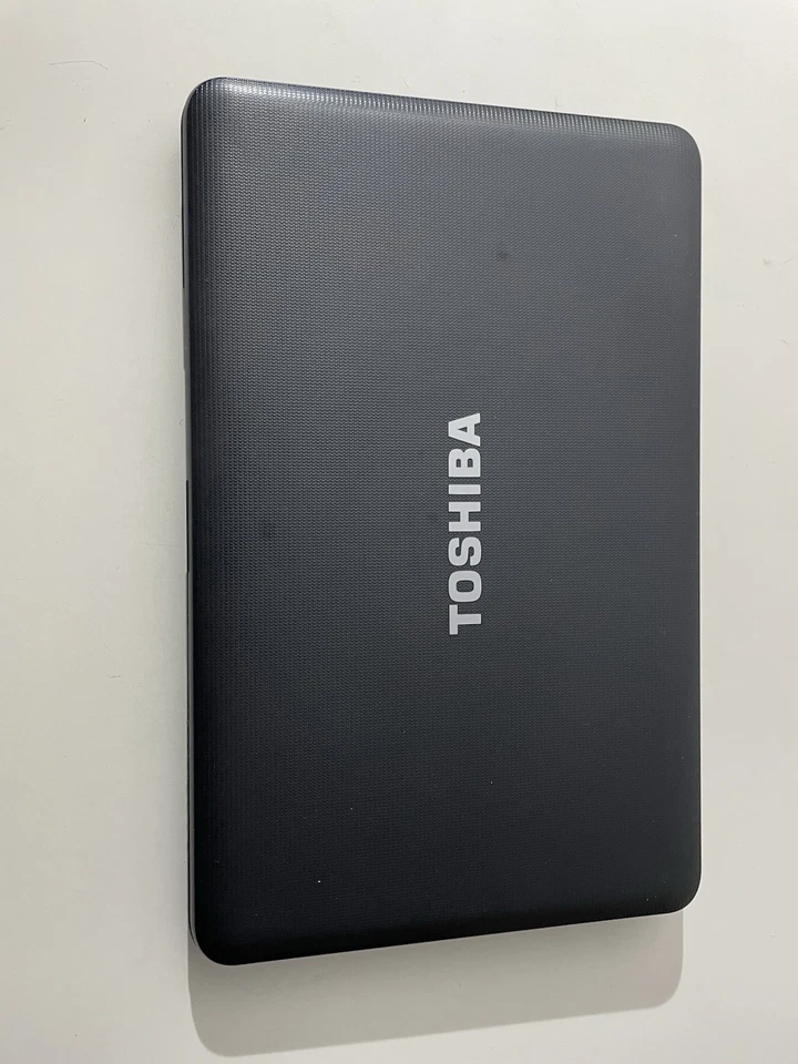 Toshiba Satellite C850-1GL – Intel Celeron 1000M Notebook - Bild 3 von 4