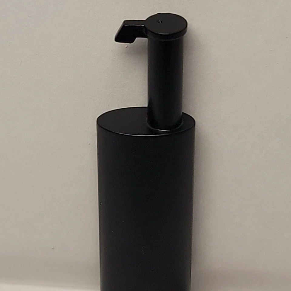 1/16 Custom Oliver Tractor Exhaust - 2-3/8" Tall - Resin - 1/4" Mounting Hole - Image 2 of 4