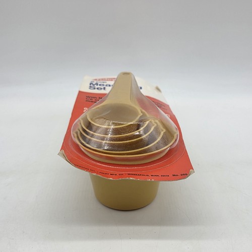 Foley 5 Piece Harvest Gold Yellow Color Plastic Measuring Cup Set Vintage - Picture 4 of 5
