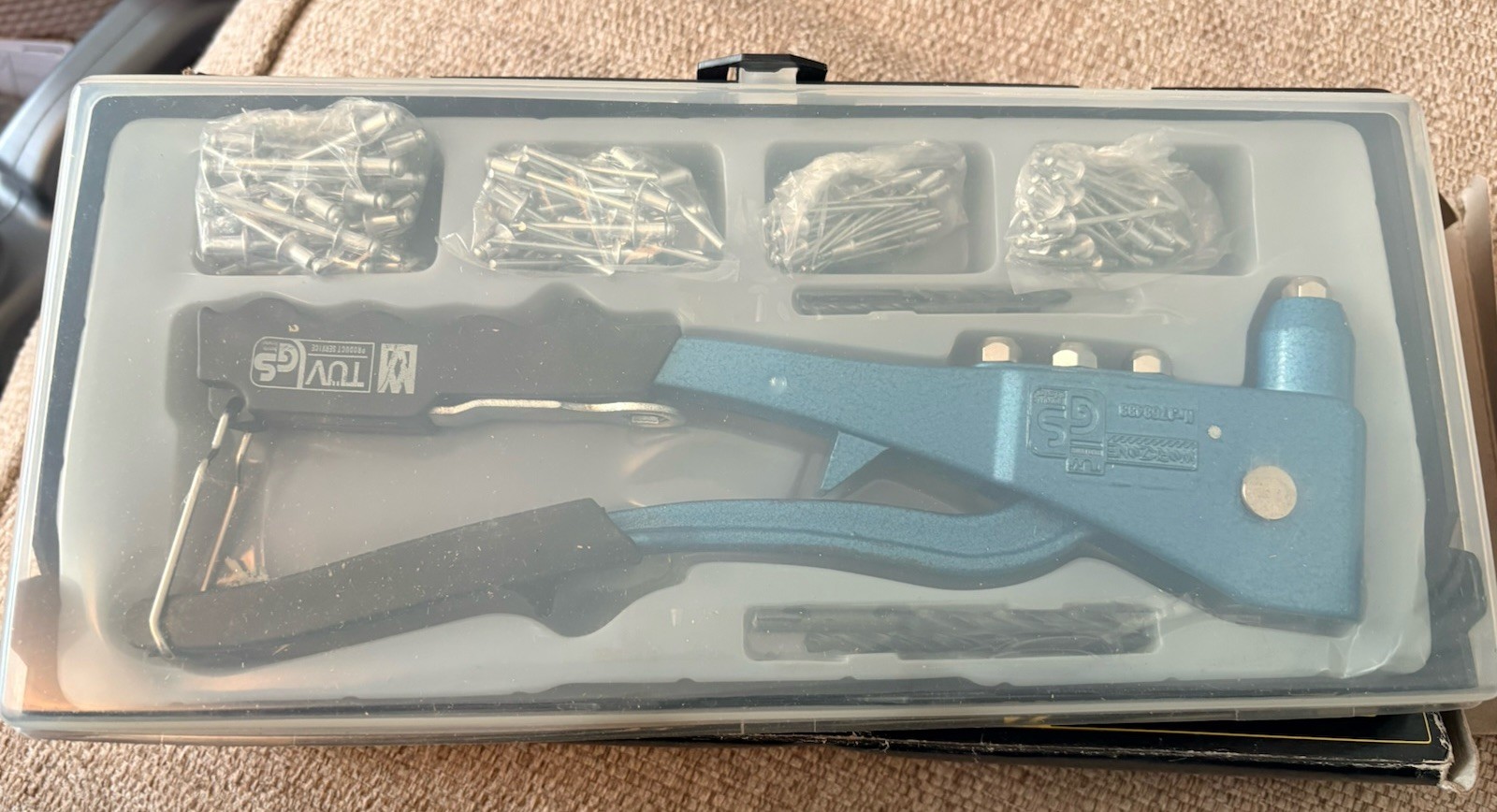 WorkZone Hand Riveter Ideal For Workshop Rivets With Diameter 2.4mm, to  4.8mm