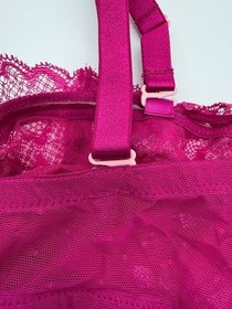 Victoria's Secret Unlined Strapless Bra Fuchsia Pink Lace Underwire Size 38D NWT