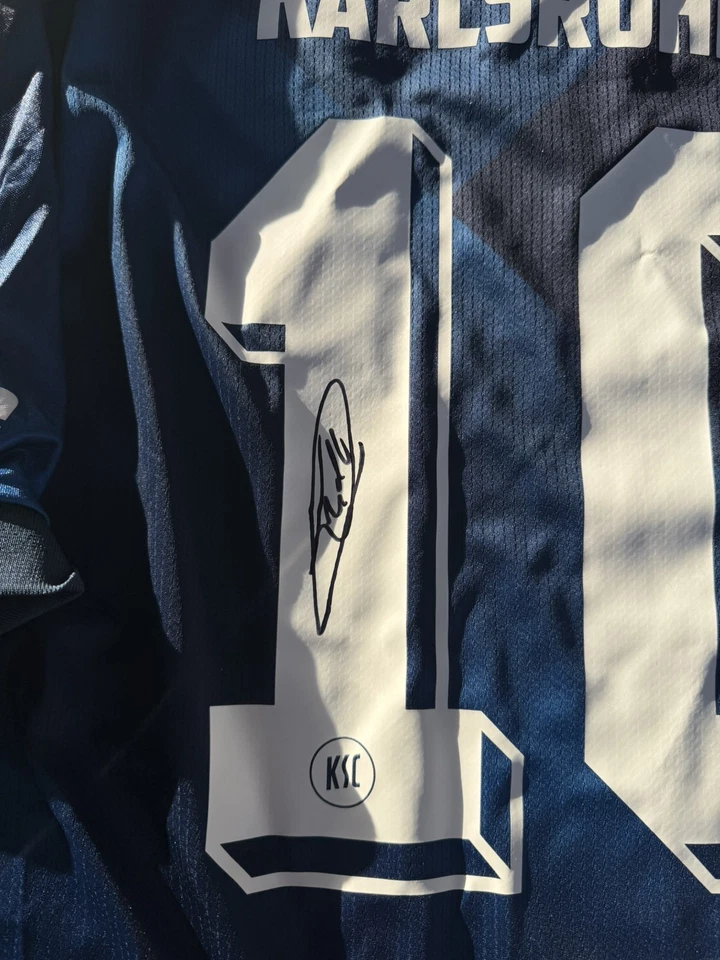 Karlsruher SC Trikot #10 Wanitzek Fußballgott Gr.XXL Neu und Signiert - Bild 2 von 3