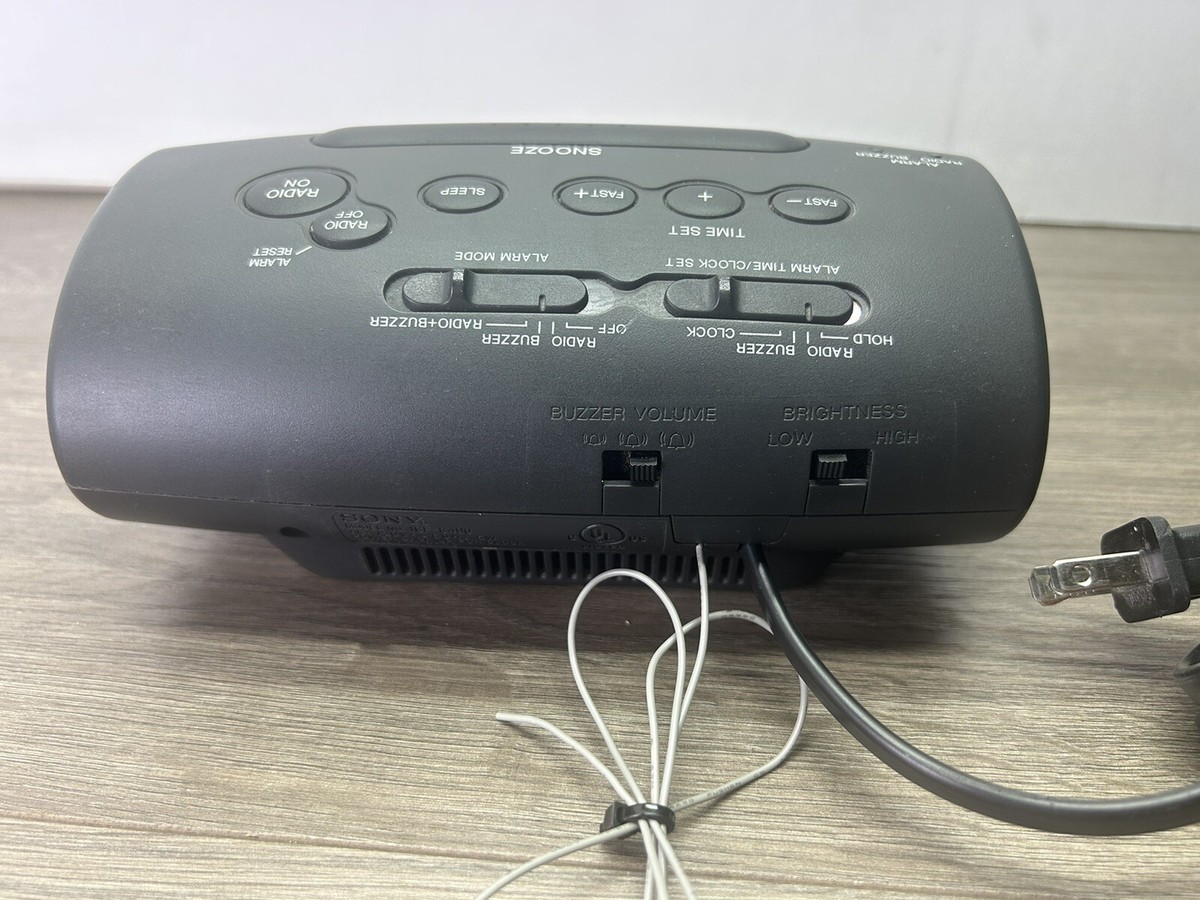Sony ICF-C490 Dream Machine Dual Alarm FM/AM Clock Radio Sony ICF-C490 Dream Machine Dual Alarm FM/AM Clock Radio