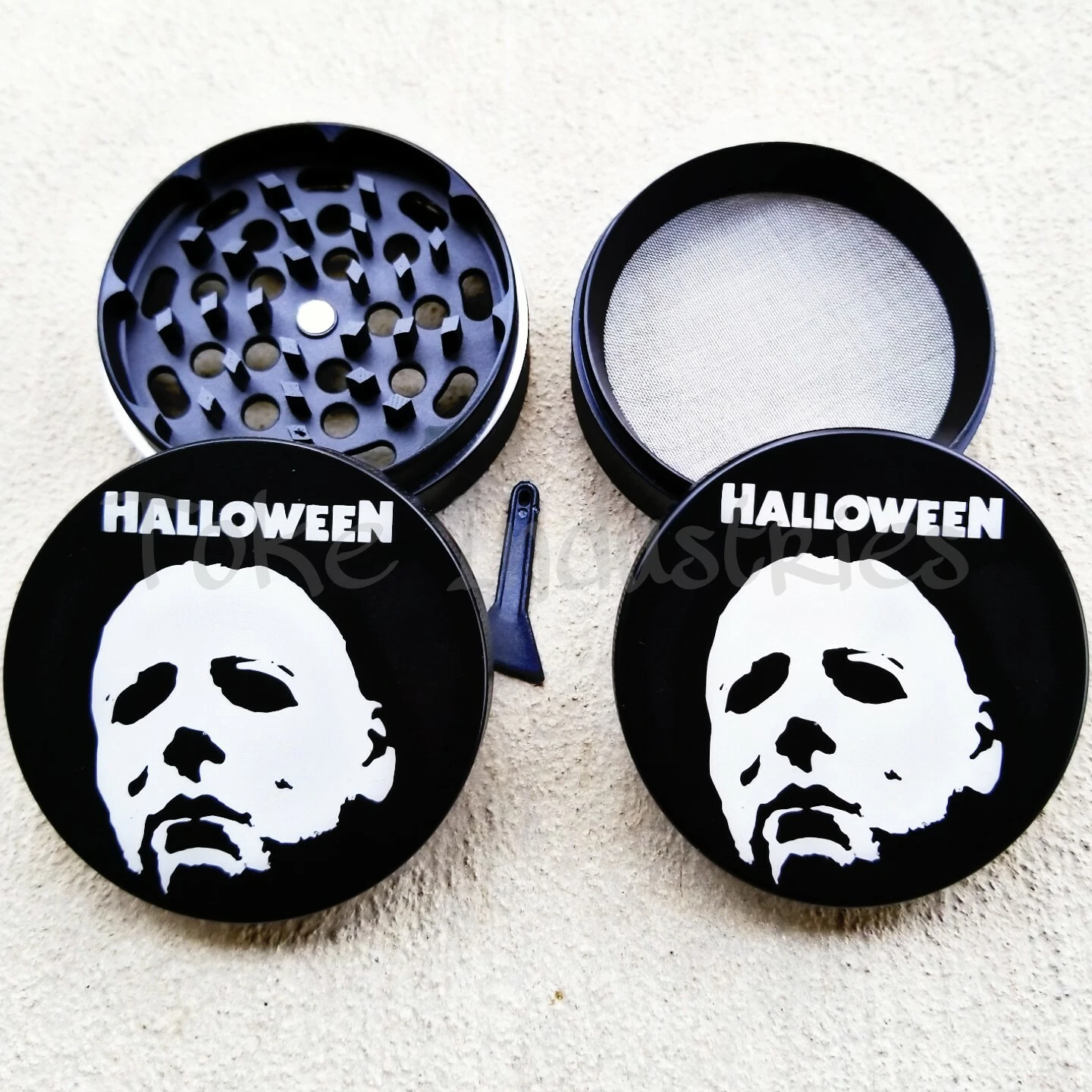 Halloween Michael Myers Horror Theme Grinder For Cooking Herb Spices 63mm
Opens in a new window or t