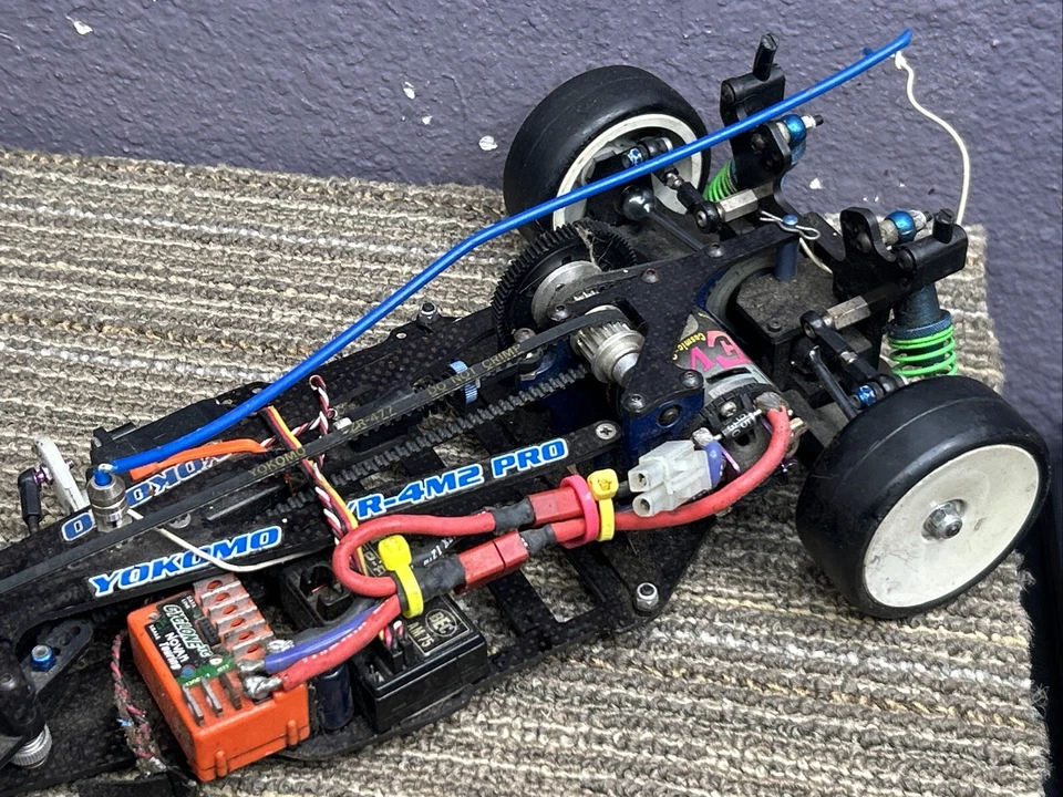 Yokomo Yr-4M2 Pro Vector V Series 81232 - Image 4 of 4