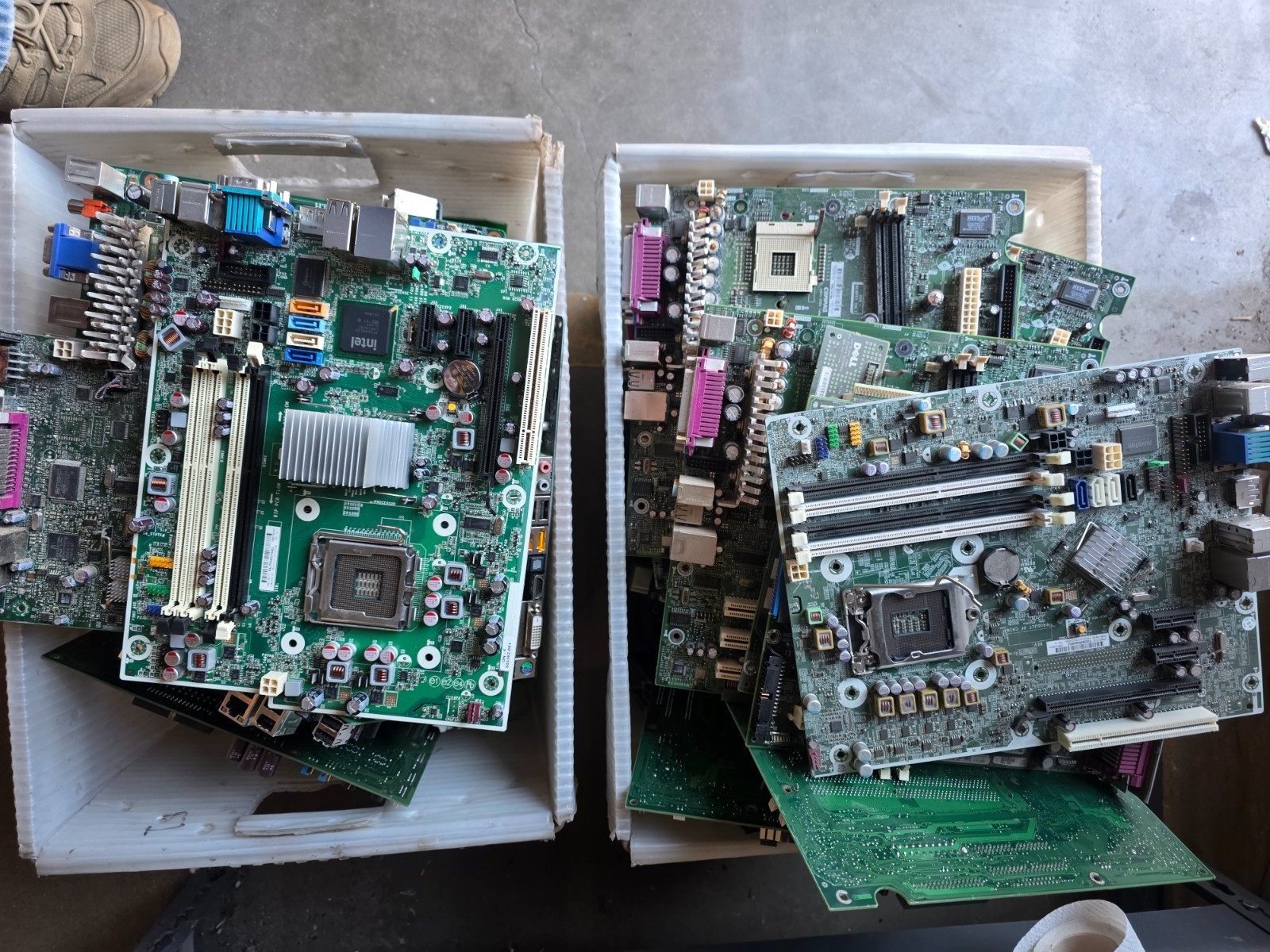 400 lbs Scrap Gold Motherboard Computer Cards Scrap Gold Precious Metal Recovery