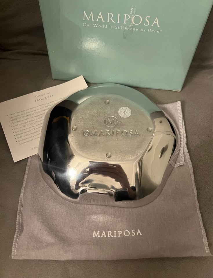 Mariposa Sand Dollar 6 inch Trinket Tray or Serving Plate New in Box