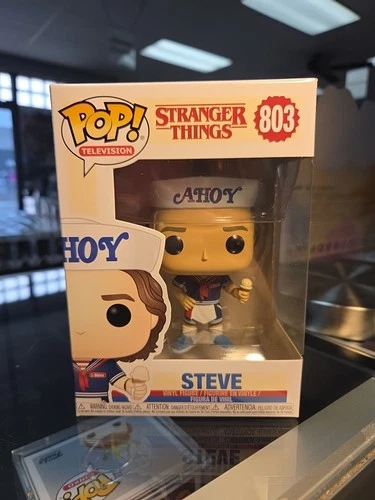 Funko Pop! Vinyl: Stranger Things - Steve #803 With Protector