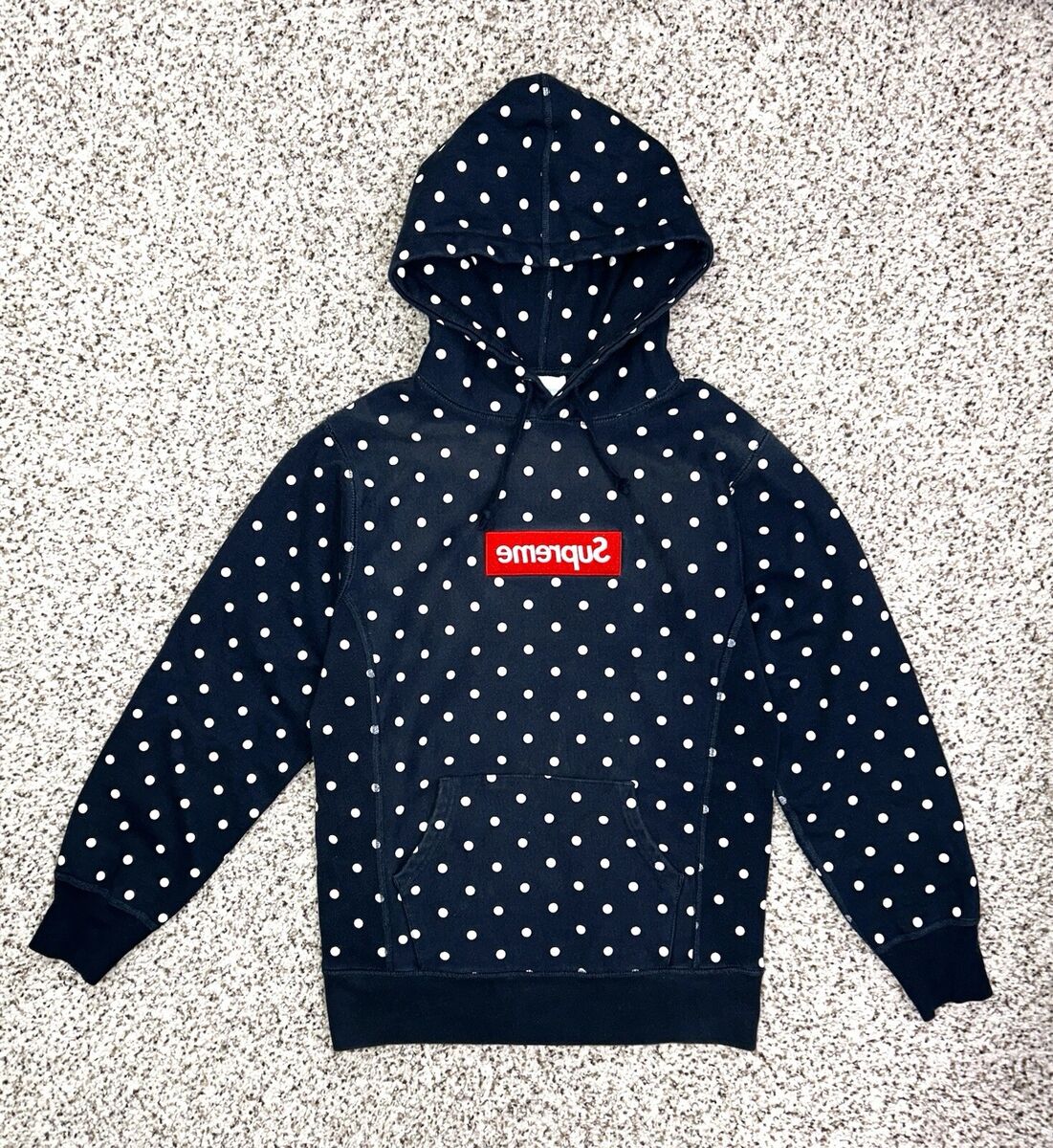 SUPREME x COMME des GARCONS SHIRT Box Logo Polka Dot Hoodie SUPREME x COMME des GARCONS SHIRT Box Logo Polka Dot Hoodie