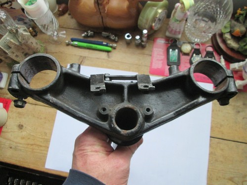 STEERING HEAD / BOTTOM YOLK - HONDA GOLDWING GL1800 USED AND DRY STORED ALL GOOD - Picture 5 of 11