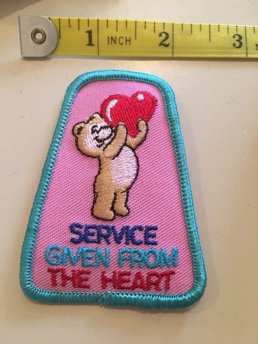 Vintage Girl Scout Patch Service Giving From The Heart Bear  - Picture 1 of 2