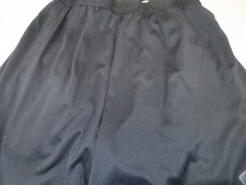 Under Armour Shorts Boy's M Black Medium Length Elastic Drawstring Waist