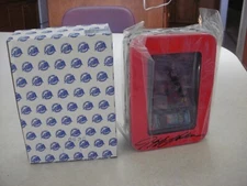 NASCAR 1/64 JEFF GORDON 2001 COLOR CHROME WINSTON CUP CHAMPIONSHIP TIN & CARD