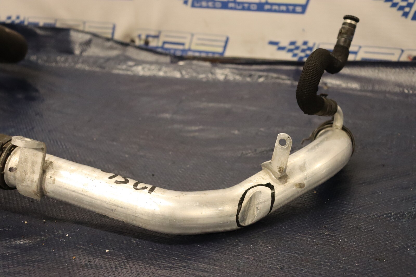 2012 AUDI R8 5.2 QUATTRO SPYDER V10 OEM FRONT INNER RADIATOR COOLANT PIPE #1256