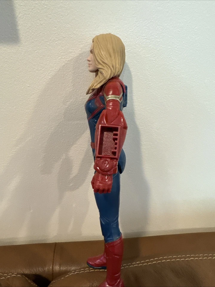 Figura de acción Avengers Titan Hero Series Power FX Capitana Marvel, A-8 Foto 3 de 4