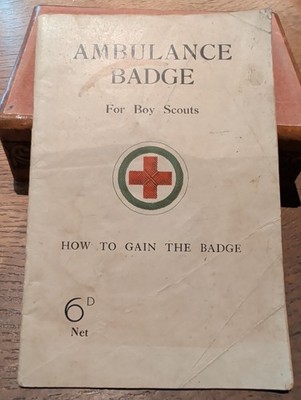 Vintage 1942 SCOUTING Book AMBULANCE BADGE FOR BOY SCOUTS How To Gain The Badge