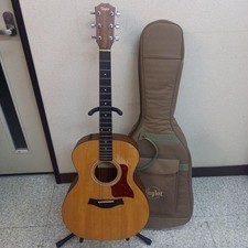 Taylor 114e Chitarra Acustica Finitura Naturale con Battipenna Giappone Usata