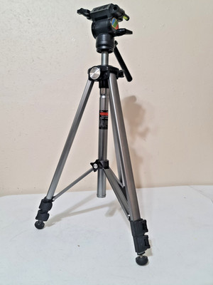 Smith-Victor Gemini 2600 Tripod w/ Fluid Pan Head
