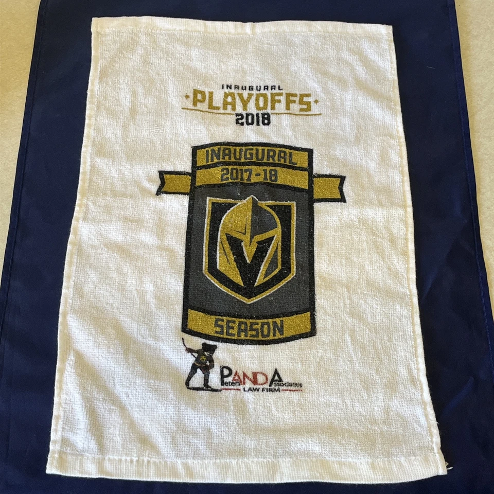 Vegas Golden Knights Franklin Sports mini máscara de goleiro e toalha de playoff inagural - Imagem 3 de 4