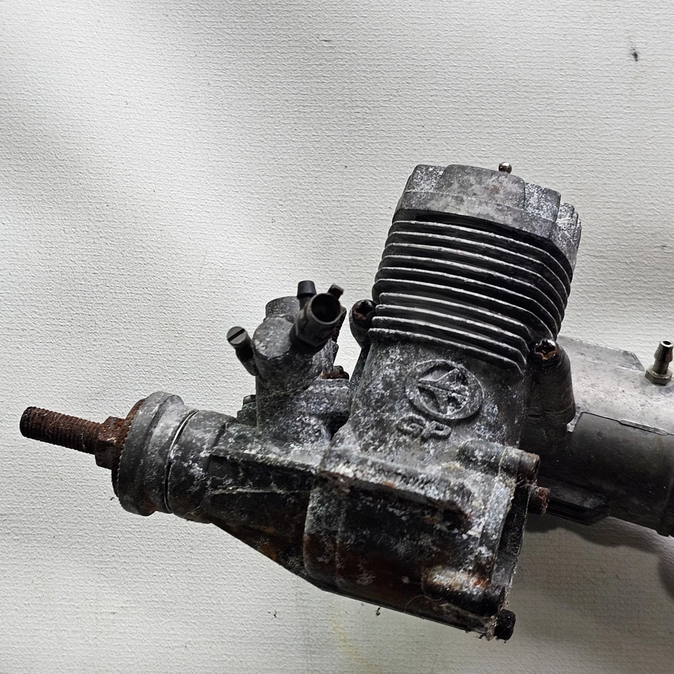 Thunder Tiger GP-42 RC Model Aircraft Engine Muffler For Parts/Rebuild Locked Up - Image 2 of 3