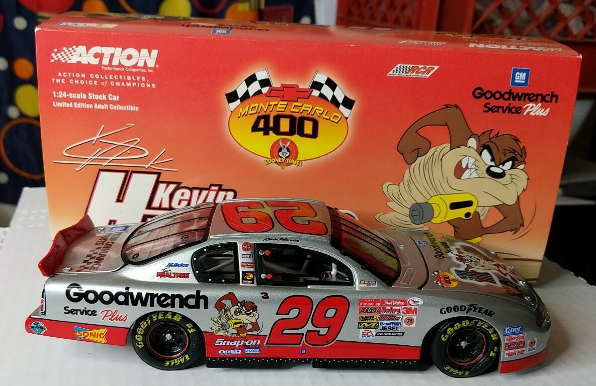 29 Kevin Harvick Looney Tunes 2001 Monte Carlo Action NASCAR