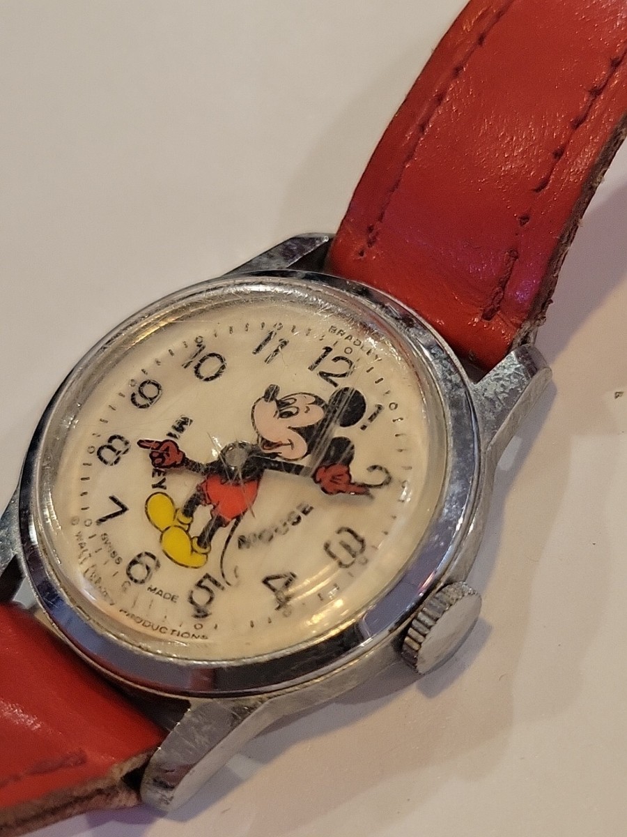 Vintage Disney 1970's Bradley Swiss Made Mickey Mouse Red Leather