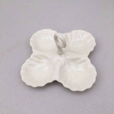 Leeds Creamware schöne Relish Schale vierblättriges Design mit Griff