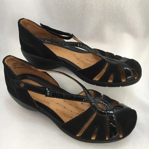 clarks strappy shoes