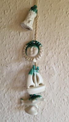 Eine Kette Keramik Meer Motiv / Sonne, Delfin, Leuchtturm, Segelschiff / hängend o