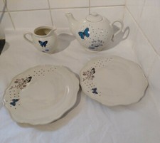 Butterfly and flowers teapot jug and plate set Cream and colourful vgc 