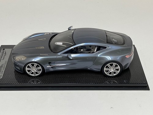 1/18 Tecnomodel Aston Martin One-77 in blu ardesia #01/77 base fibra di carbonio - Foto 2 di 10