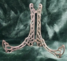 Vintage Solid Brass Ornate Hinged Plate Display Holder / Stand / Easel 5-3/4"