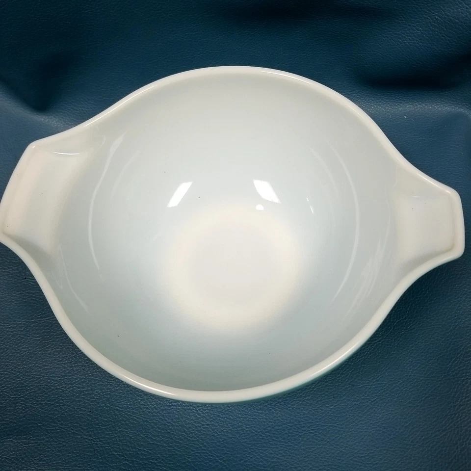 VTG PYREX SCROLL Turquoise 2.5 QT Cinderella Mixing Bowl 4432 USA Ovenware - Image 2 of 4