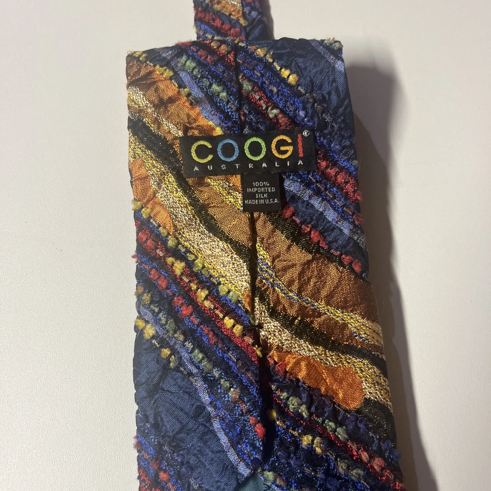 Corbata Vintage Años 90 Coogi Australia Textura 100% Seda Mano 3D Hecha en EE. UU. Foto 2 de 4