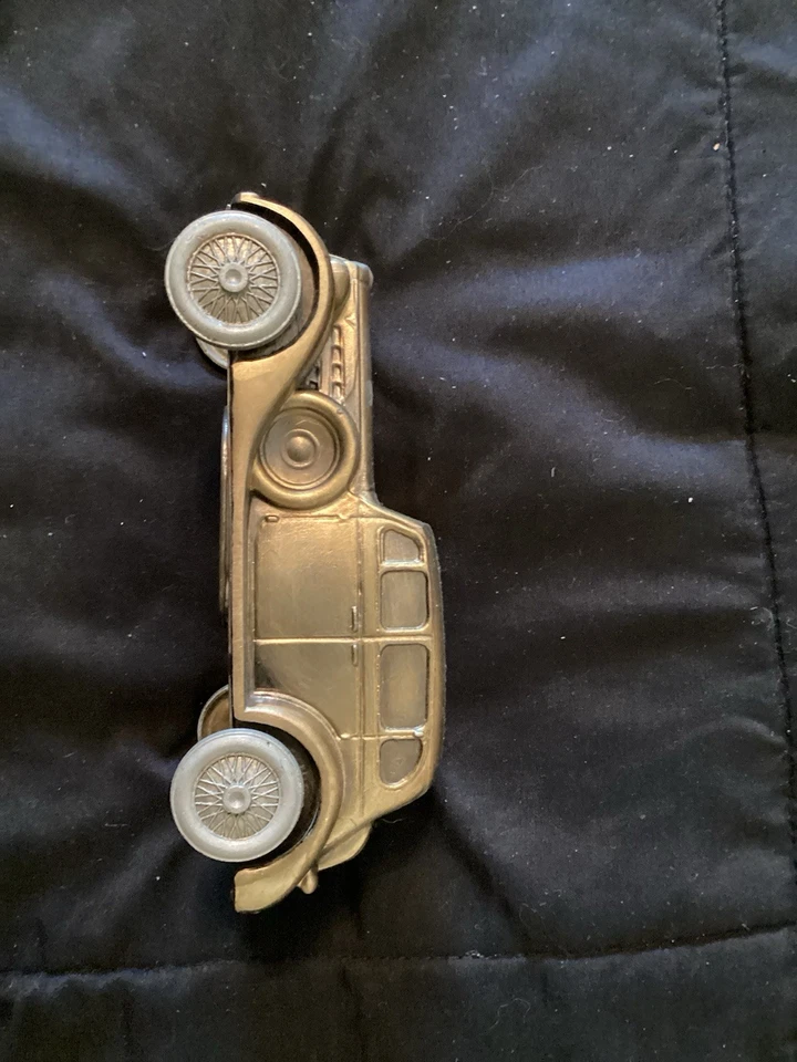 Automodello 1938 Packard Twelve Convertible Victoria Escala 1:43 Inv. #4236 Foto 2 de 4