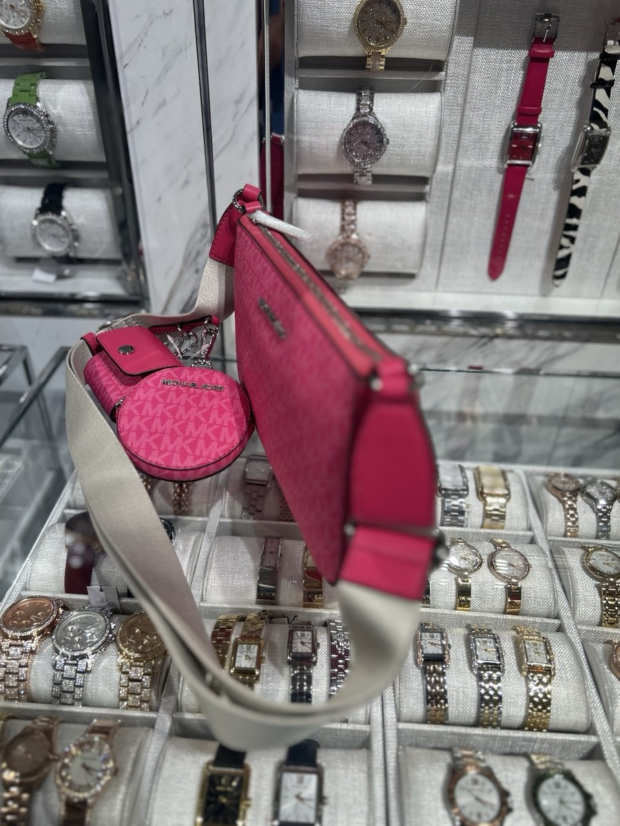 Michael Kors Jet Set Small Crossbody Bag With Tech Attached