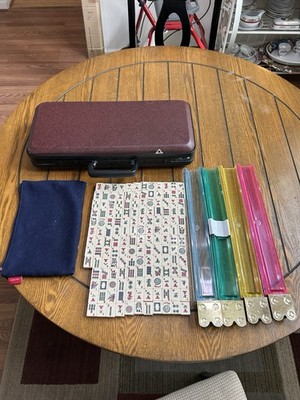 DELUXE MAH JONGG JONG GAME IN SOLID HARDSHELL CARRYING CASE