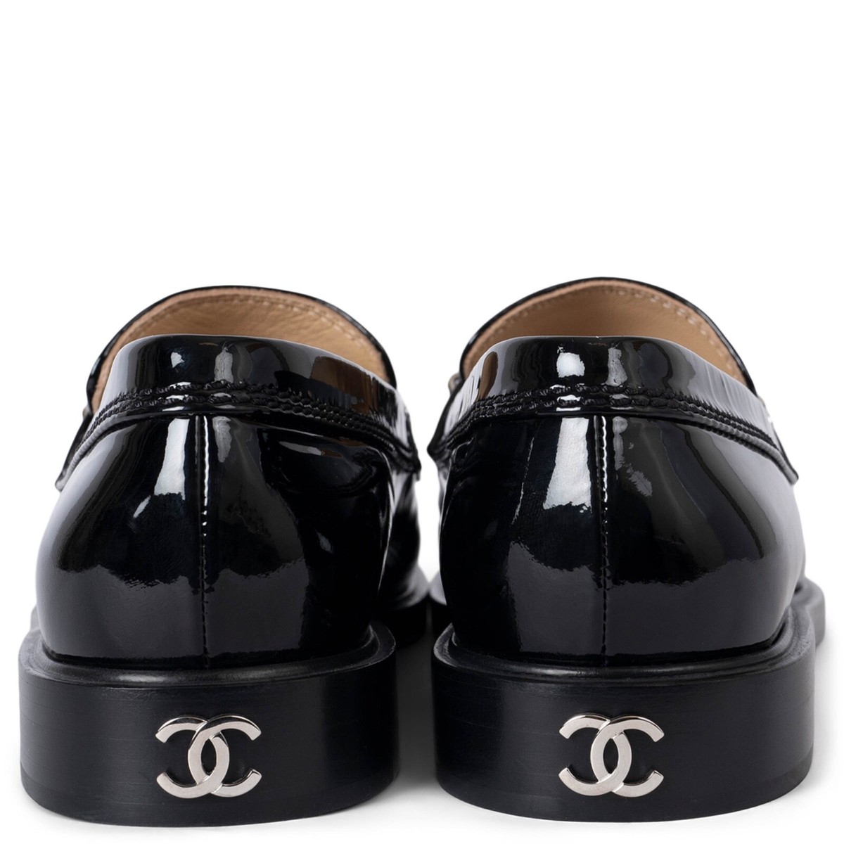 CHANEL ブラックローファー 70665 auth CHANEL black patent leather 23A DAKAR LOGO PENNY