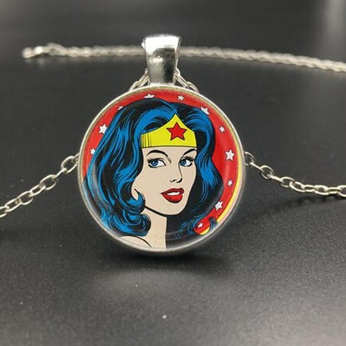 WONDER WOMAN FEMINIST POWER pendant 