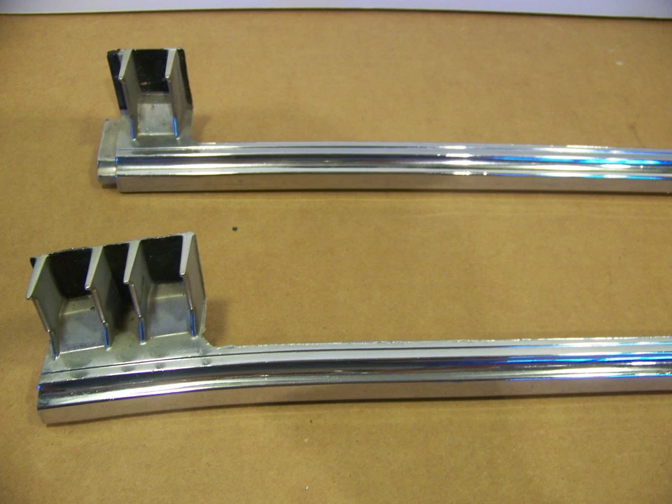 1977 DODGE ROYAL MONACO ФАРЫ ДВЕРИ ОТДЕЛКИ #3781168 И 3781169 ПАРА - Изображение 2 из 4