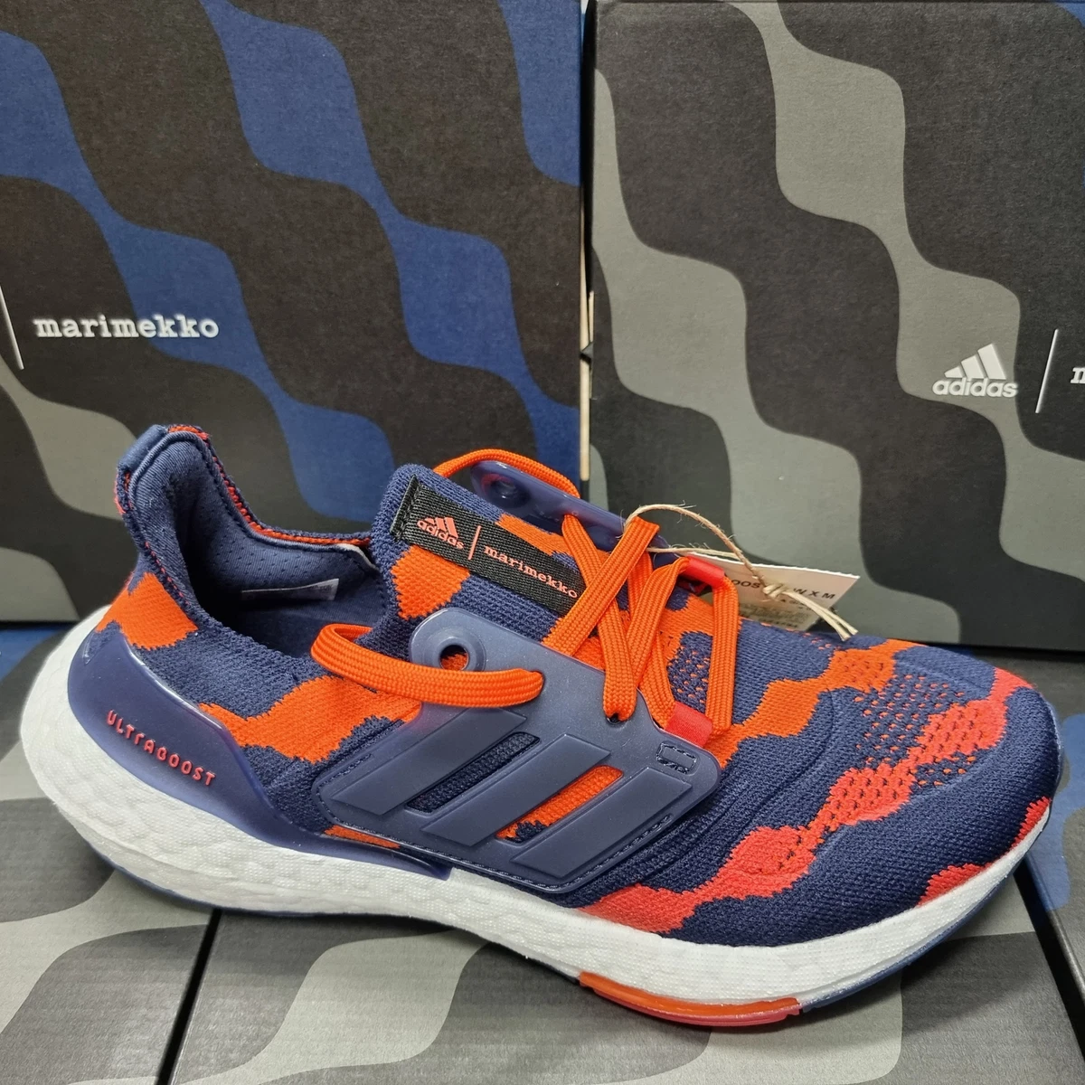 NEW Adidas 22 MARIMEKKO FTW GZ4794 Women&#039;s Running |