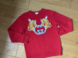 gucci red sweatshirt
